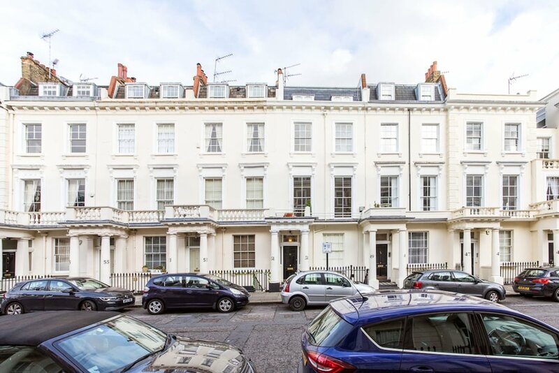 Гостиница Cosy Pimlico Retreat в Лондоне