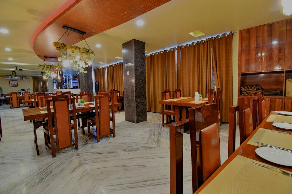 Фото Fabhotel Red Rose