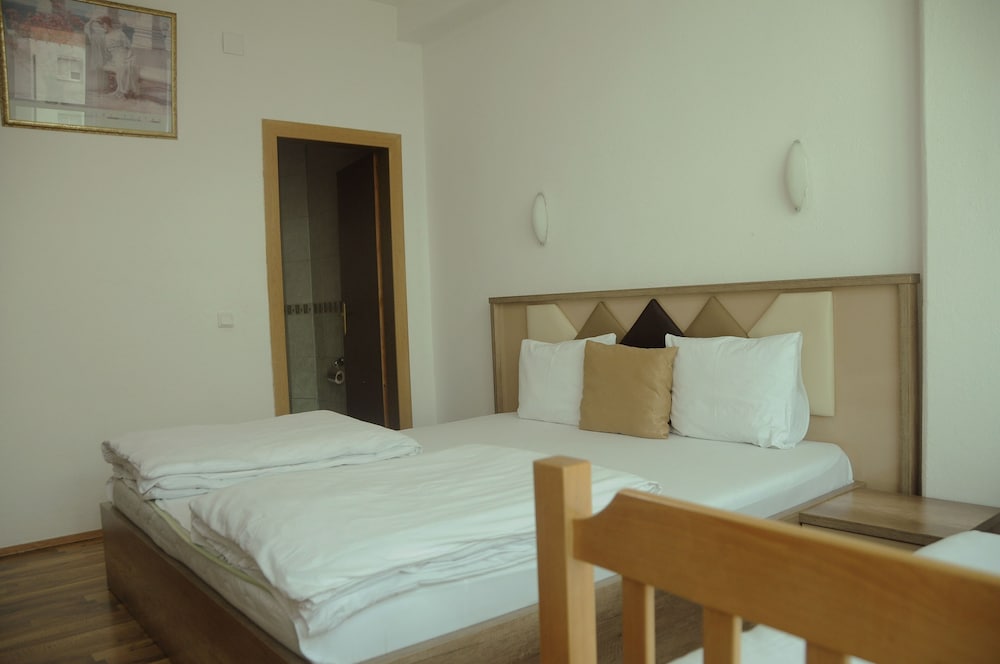 Фото Golden Hotel Bnb