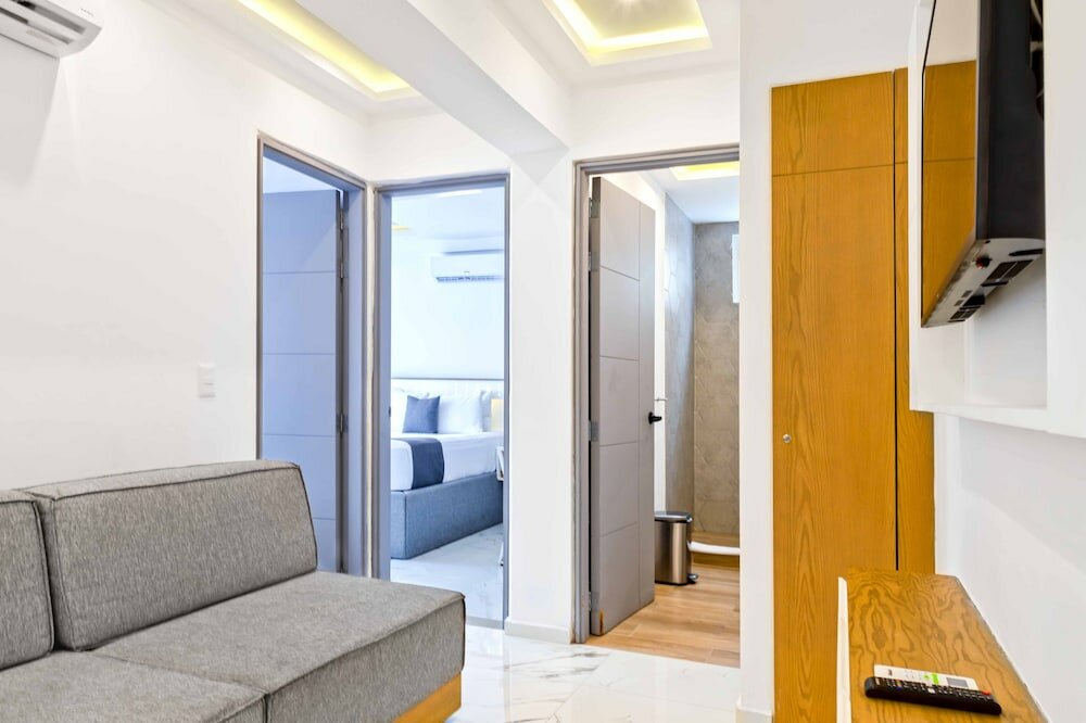 Фото Luxury Apartments Pool & Jacuzzi