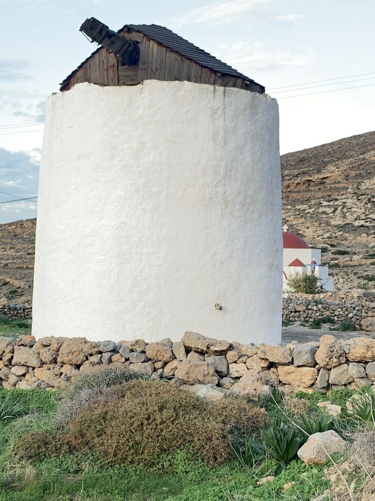 Фото Theoxenia Suites & Apartments