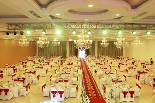 Гостиница Hoang Son Peace Hotel в Ниньбине