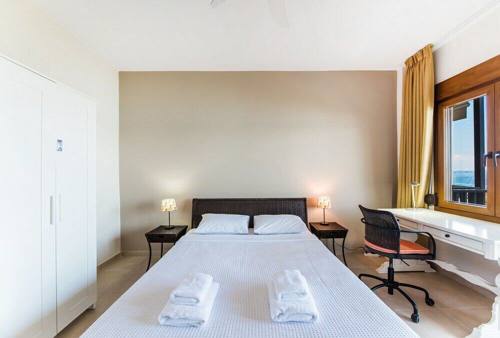 Фото Nereus Apts by halu Villas