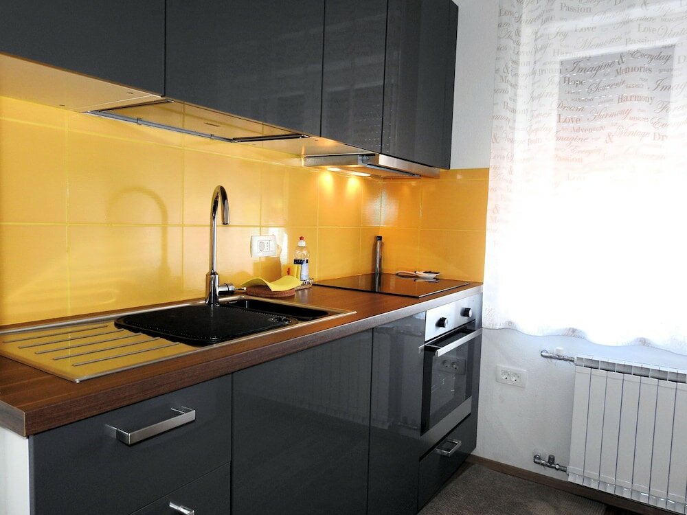 Фото Apartmaji Sobe Zvezda