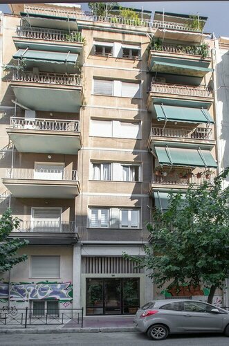 Isora Apartment by Ghh