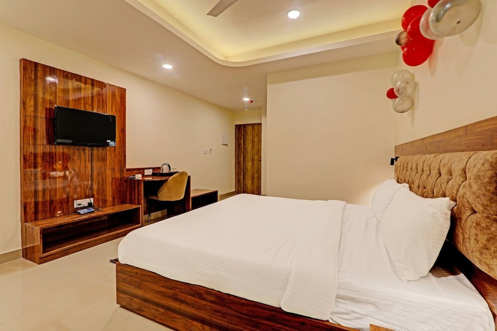 Фото Hotel Heera Grand