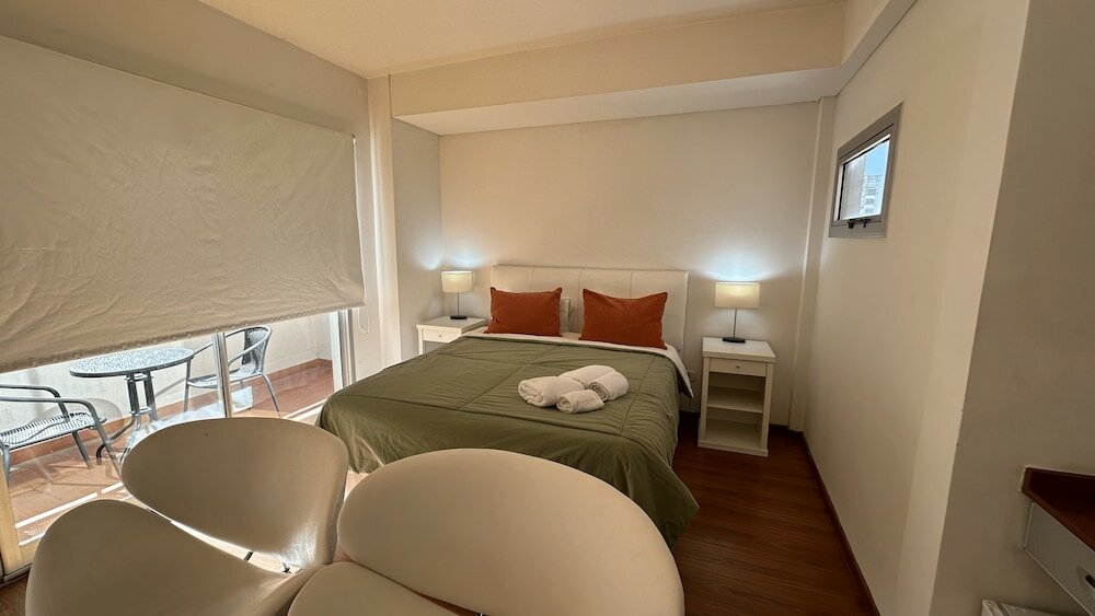 Фото Bens Downtown Apartments