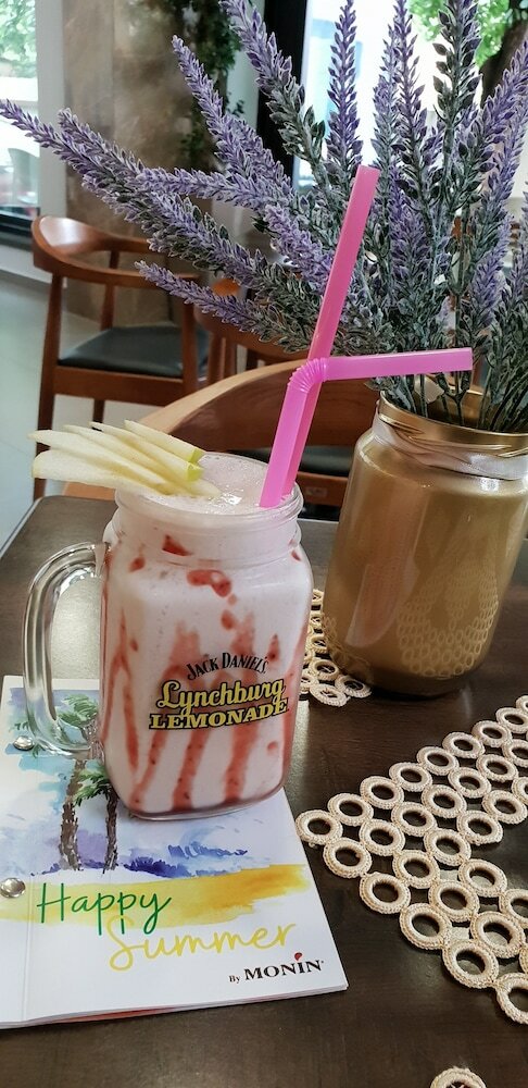 Фото Metro Hotel Tirana