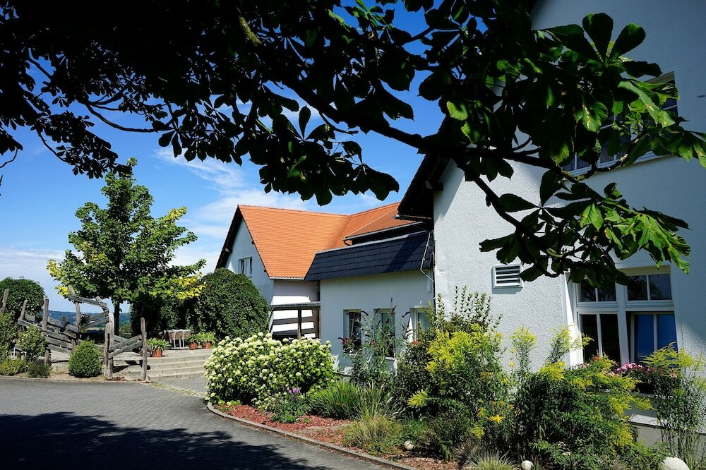 Фото Hotel und Restaurant Hainberg Ug