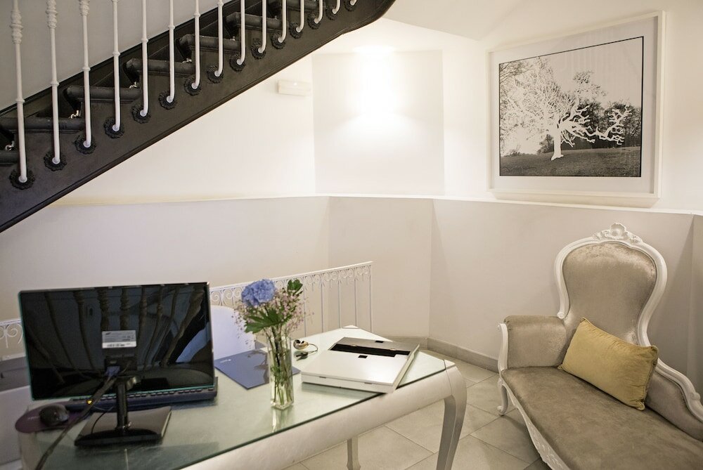 Фото Hotel Hospes Puerta de Alcalá