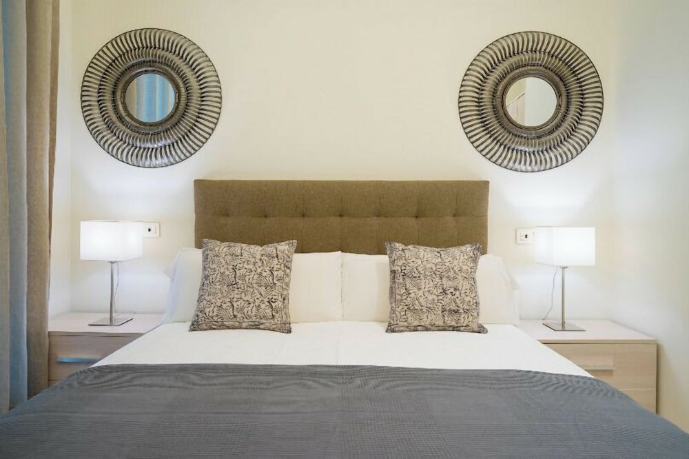 Фото Fresh Velazquez Apartments