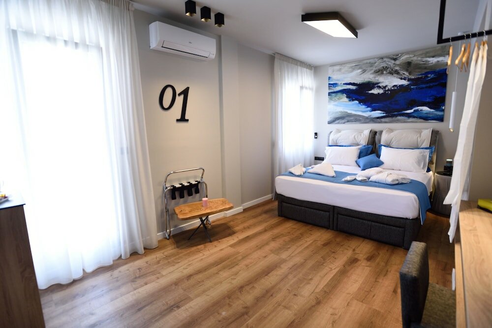 Фото Magnifique Luxury Suites