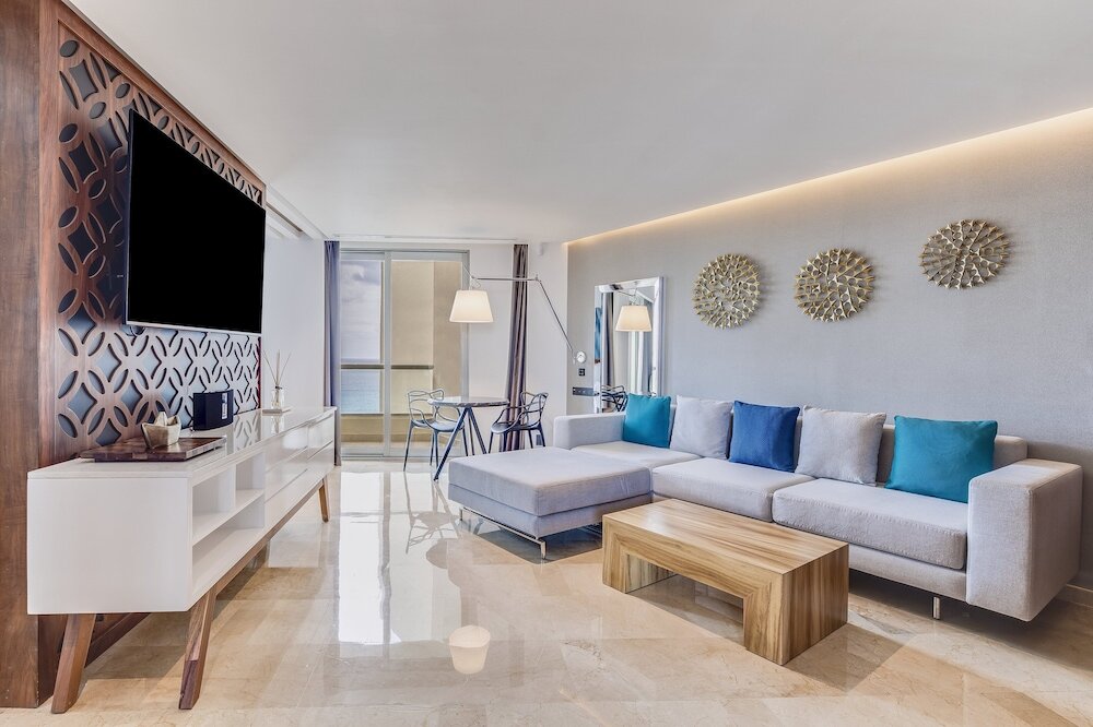 Фото Live Aqua Beach Resort Cancún - Adults Only - All Inclusive