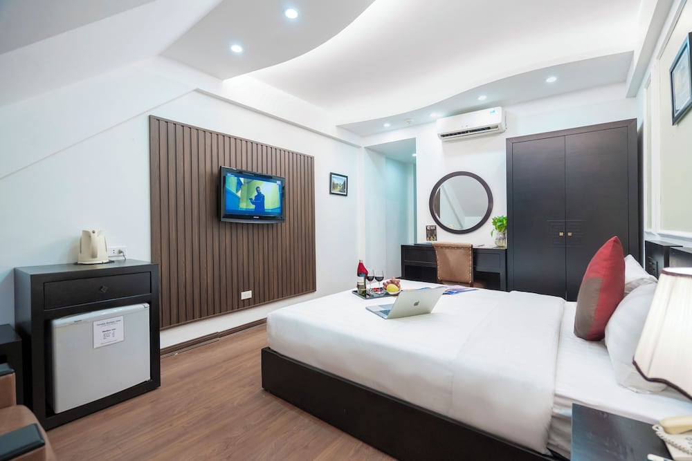 Фото Hanoi Paradise Hotel & Travel