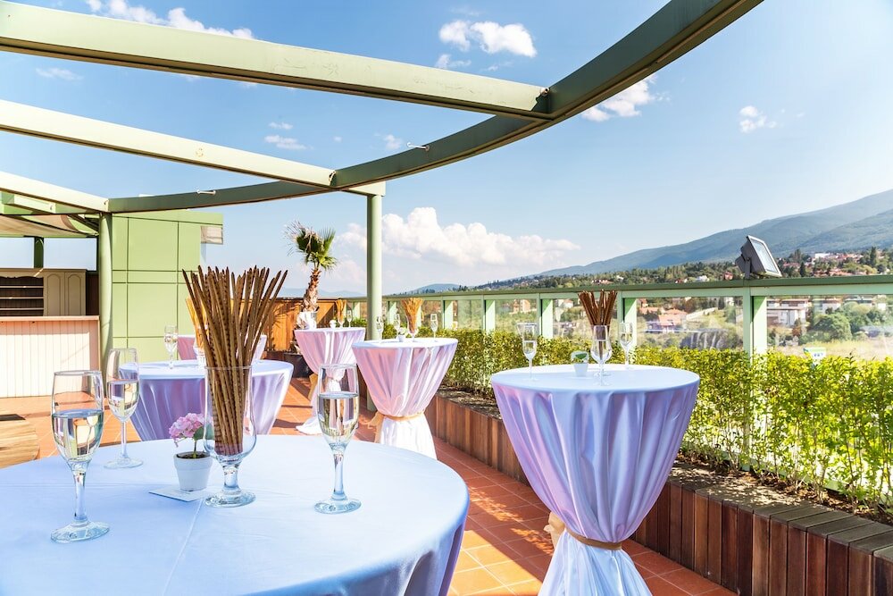 Фото Earth and People SPA Hotel Sofia