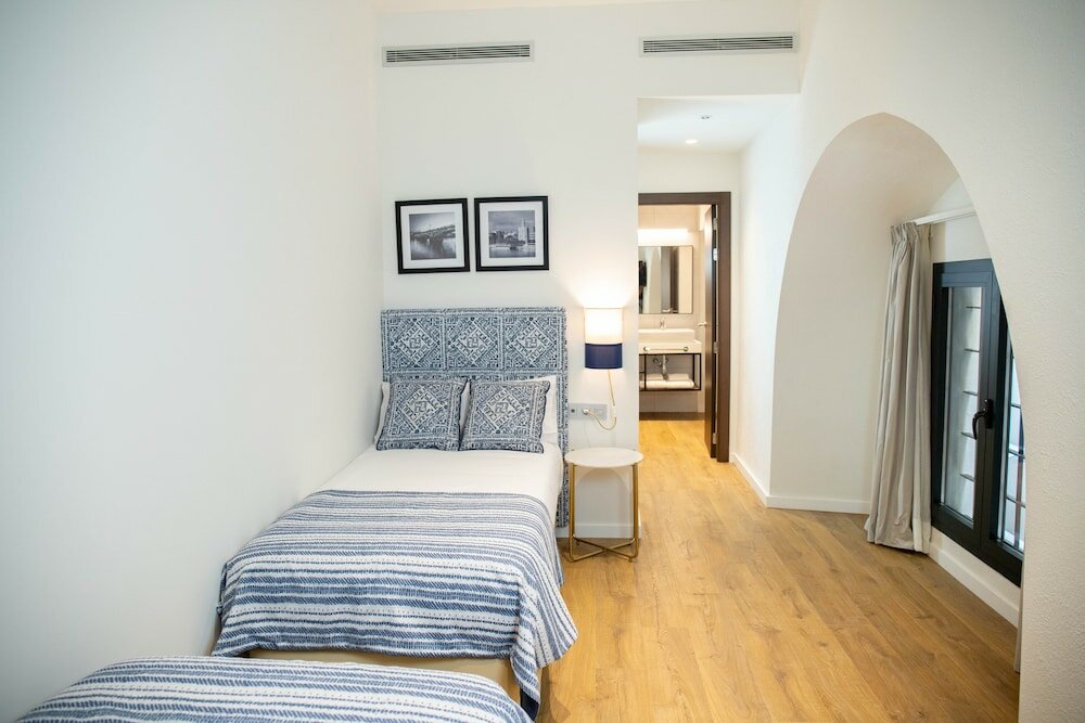 Фото NQn Aparts & Suites Sevilla
