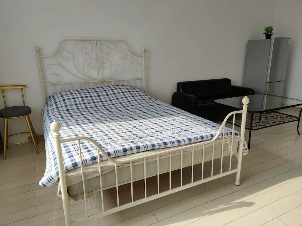 Фото IFamily Apartment Xinjinqiao Branch