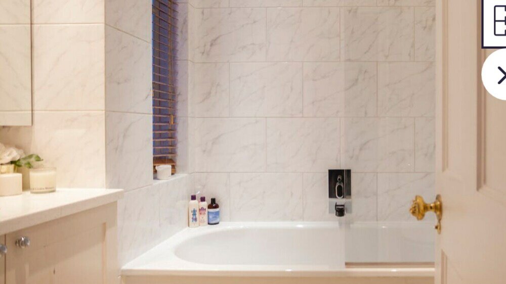 Фото English Garden Apartment