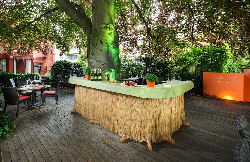 Фото Ramada by Wyndham Baden Hotel du Parc