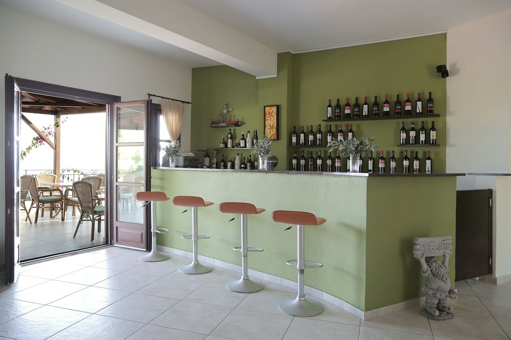 Фото Yalis Hotel