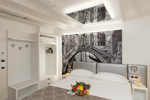 Гостиница Unahotels Ala Venezia - Adults Only в Венеции