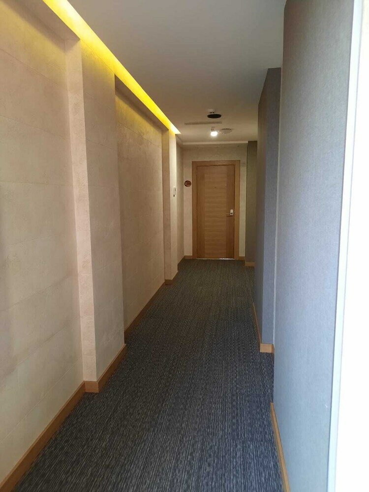 Фото Hotel Banovani