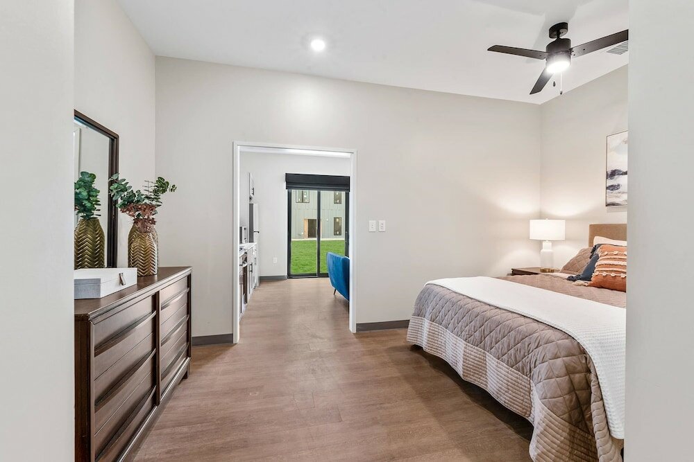 Фото Medley Condos by Barsala