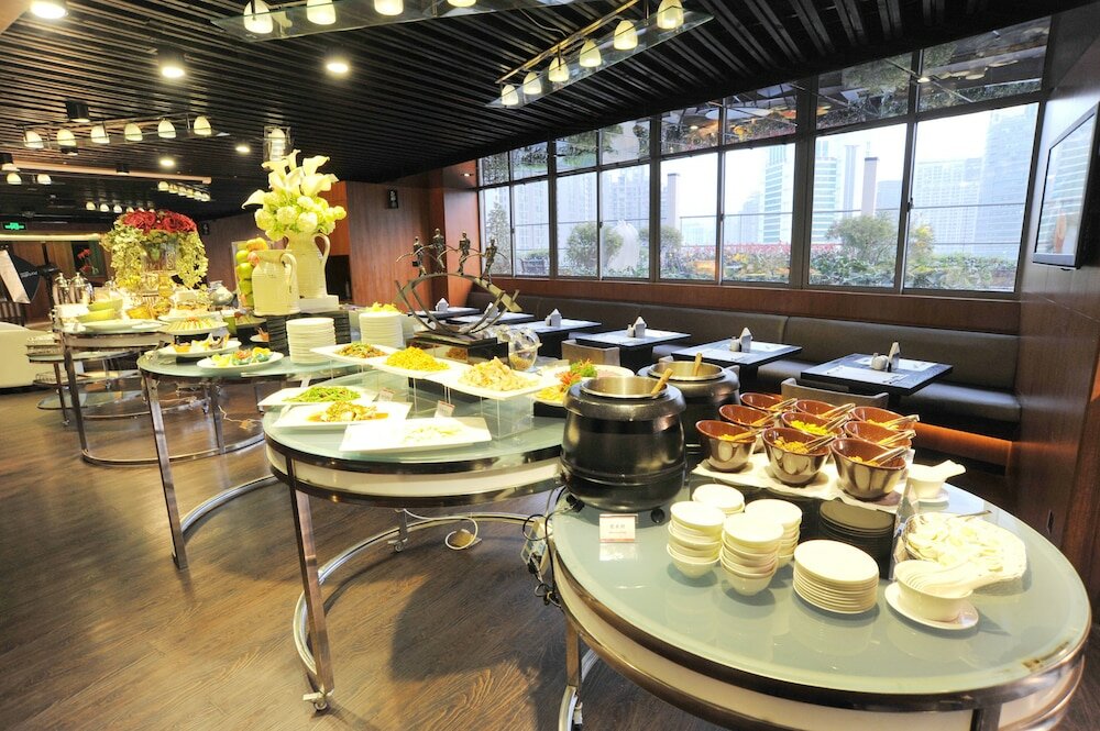 Фото Chongqing Landyatt Park Hotel