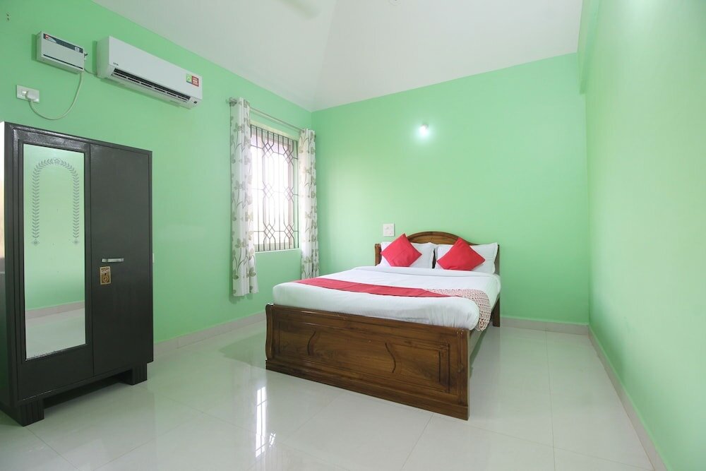 Фото Oyo 39345 Chrisander's Resort