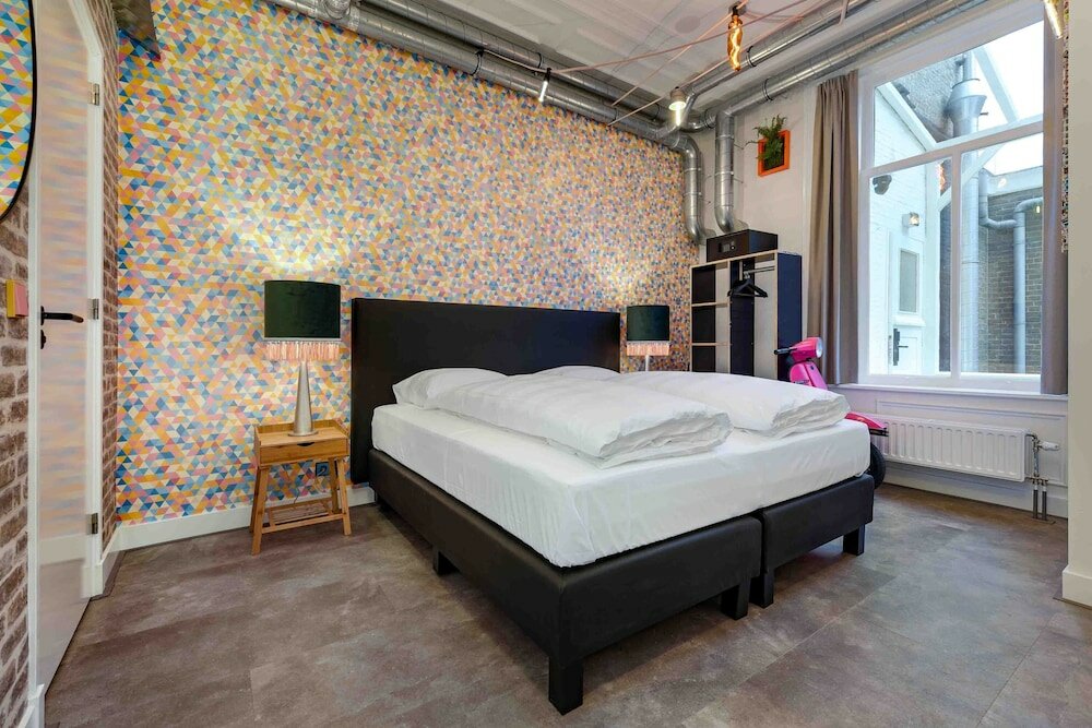 Фото The Monument Hotel