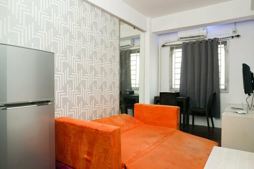 Гостиница 2br at City Resort Apartment near Airport Soetta в Джакарте