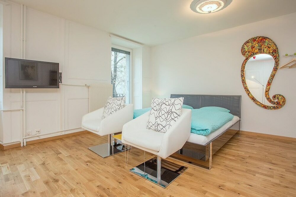 Фото Midi Guestrooms