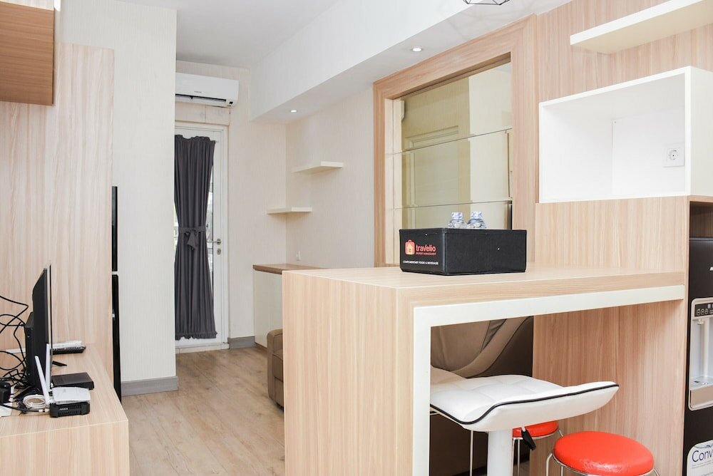 Фото Comfort And Homey 2Br At Springlake Apartment Bekasi