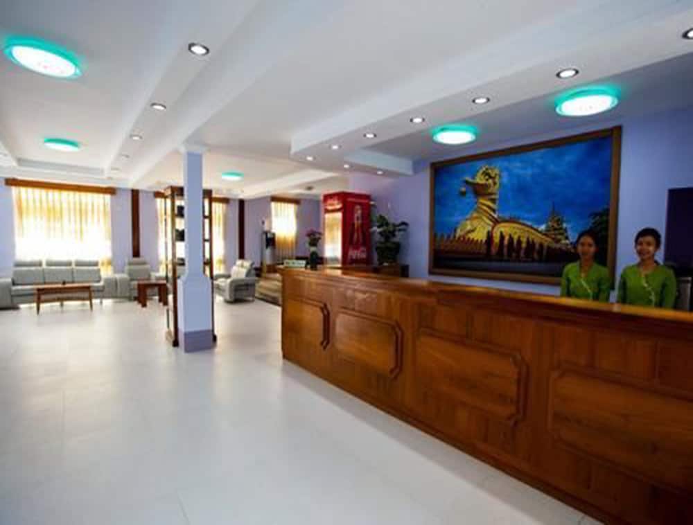 Фото The Floral Breeze Wun Zin Hotel