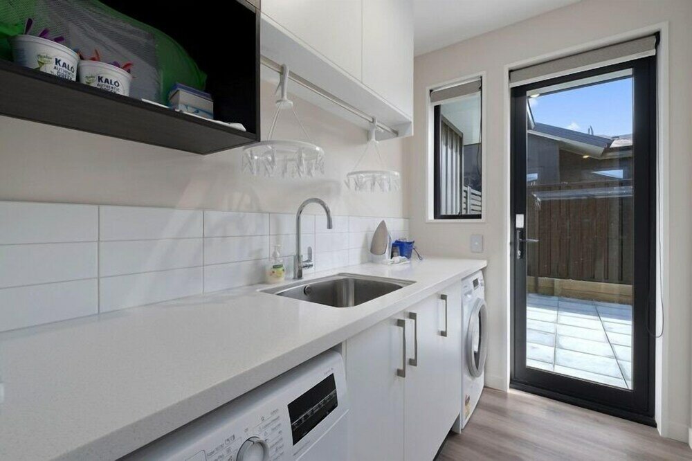 Фото Sapphire Spring Rise