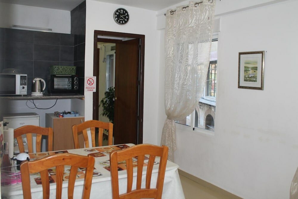 Фото Pensión El Parque