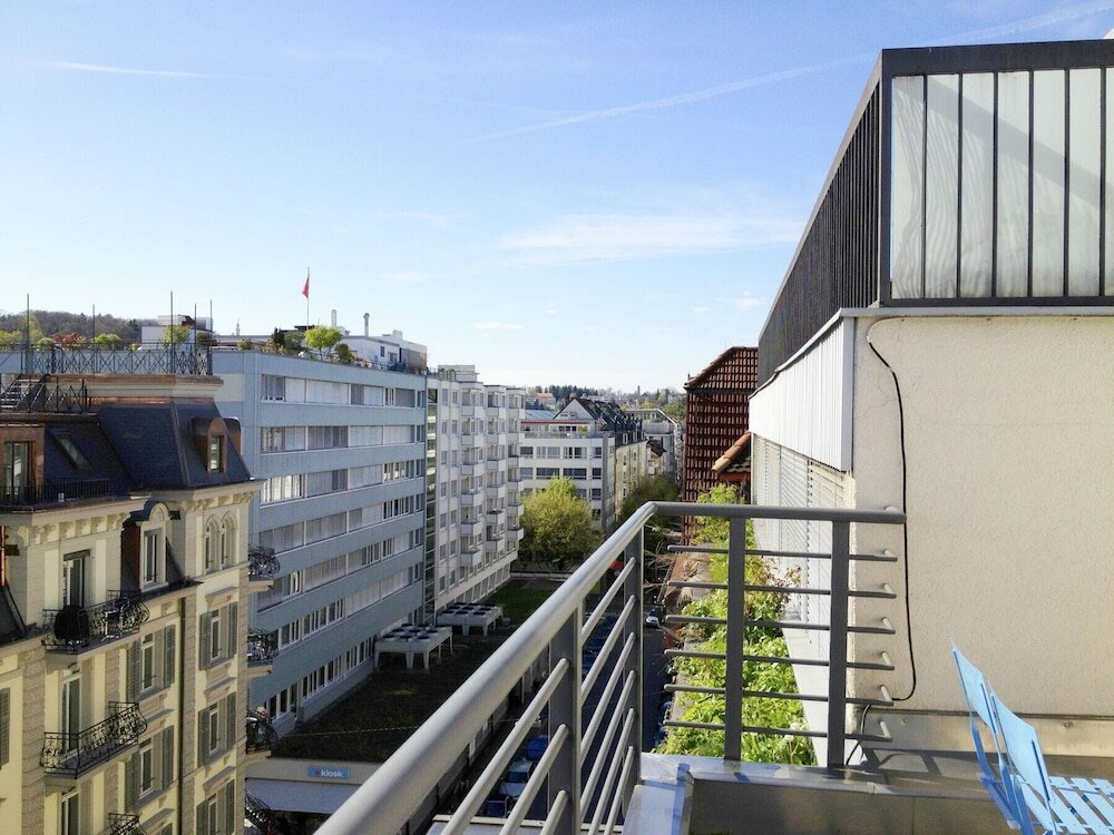 Фото Hitrental Central Apartments