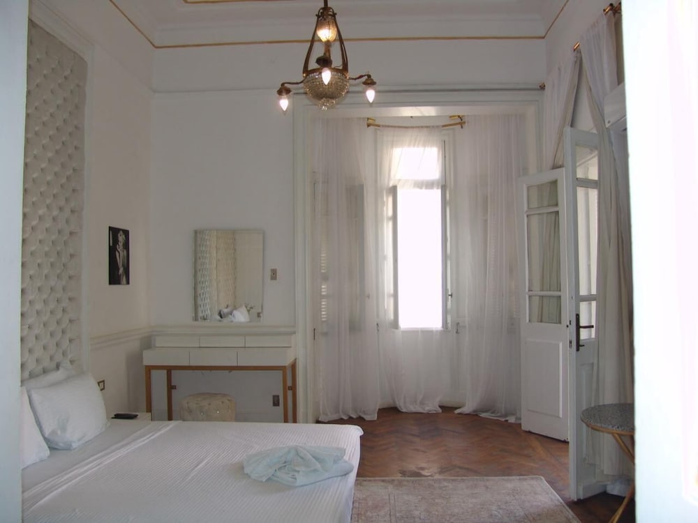 Фото Palace Court