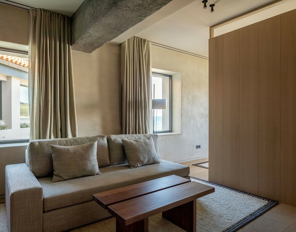 Фото Hotel Ur Bare