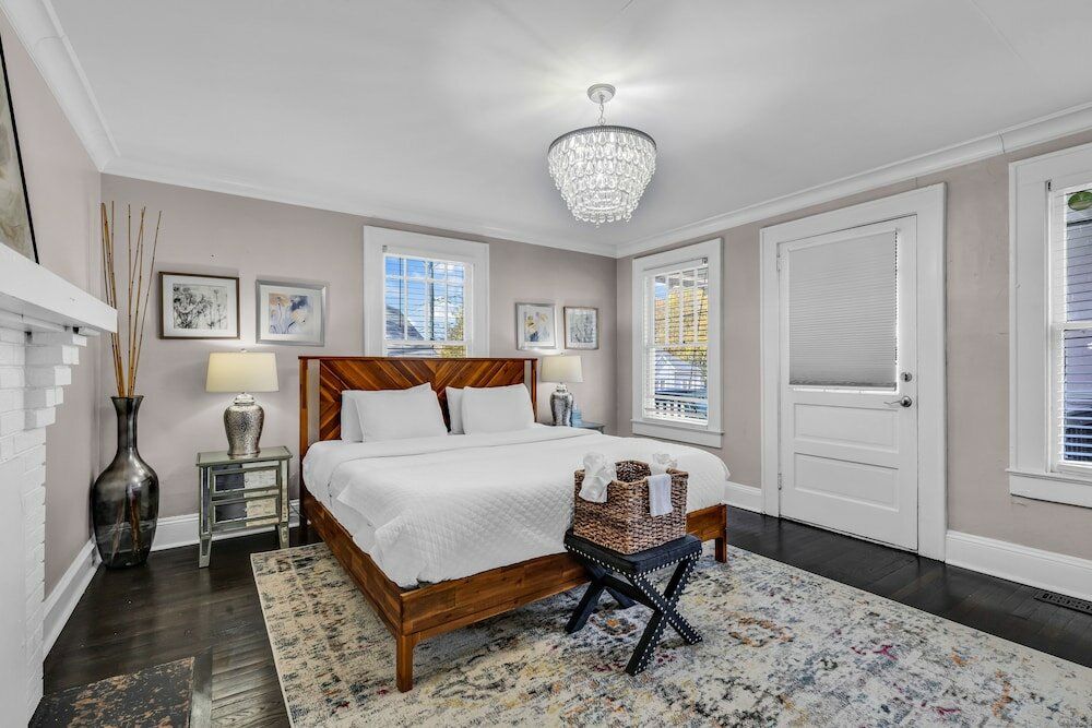 Фото Bright and Modern Close to Everything