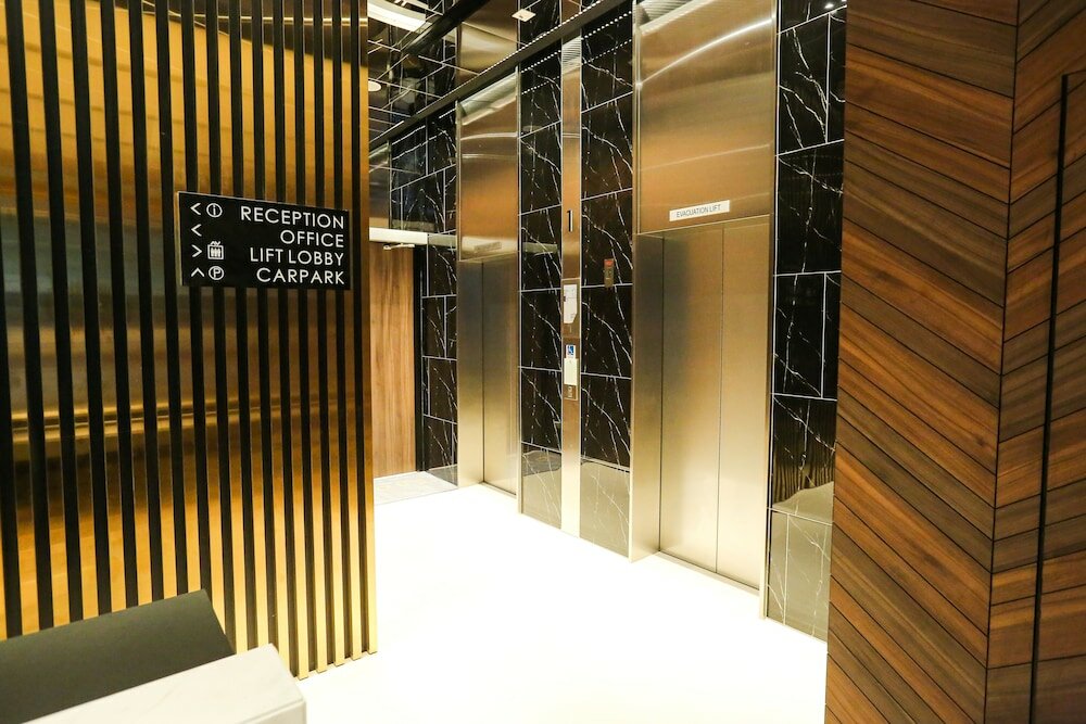 Фото L Hotel Premier by Lion Peak