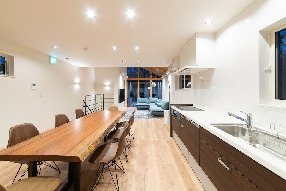 Фото Black Crane Chalet