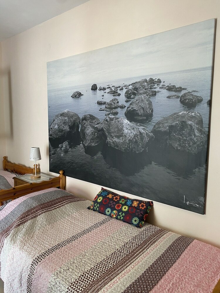 Фото Trahila stone house