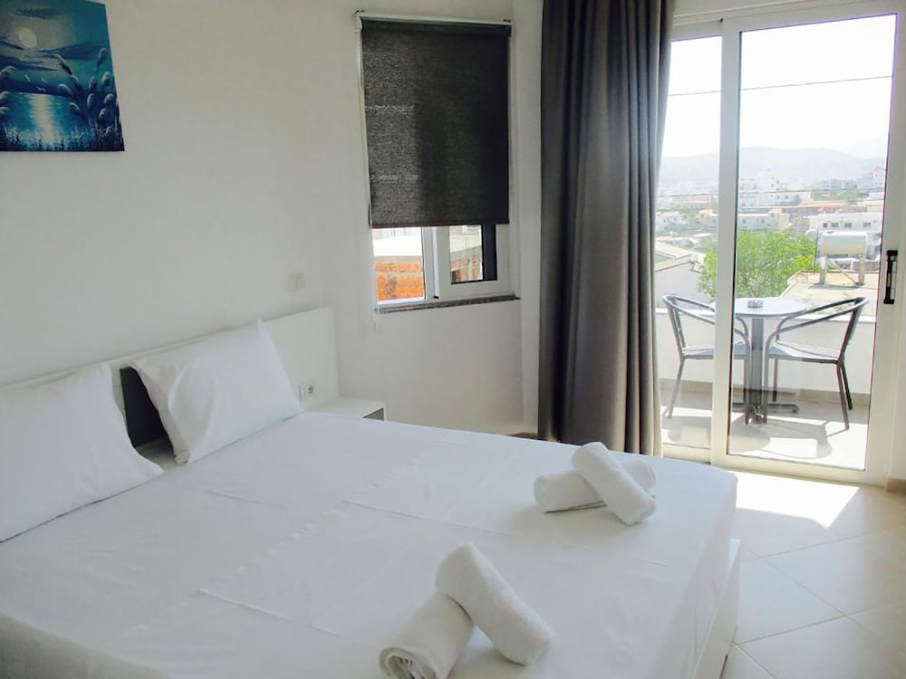 Фото Hotel Sunshine