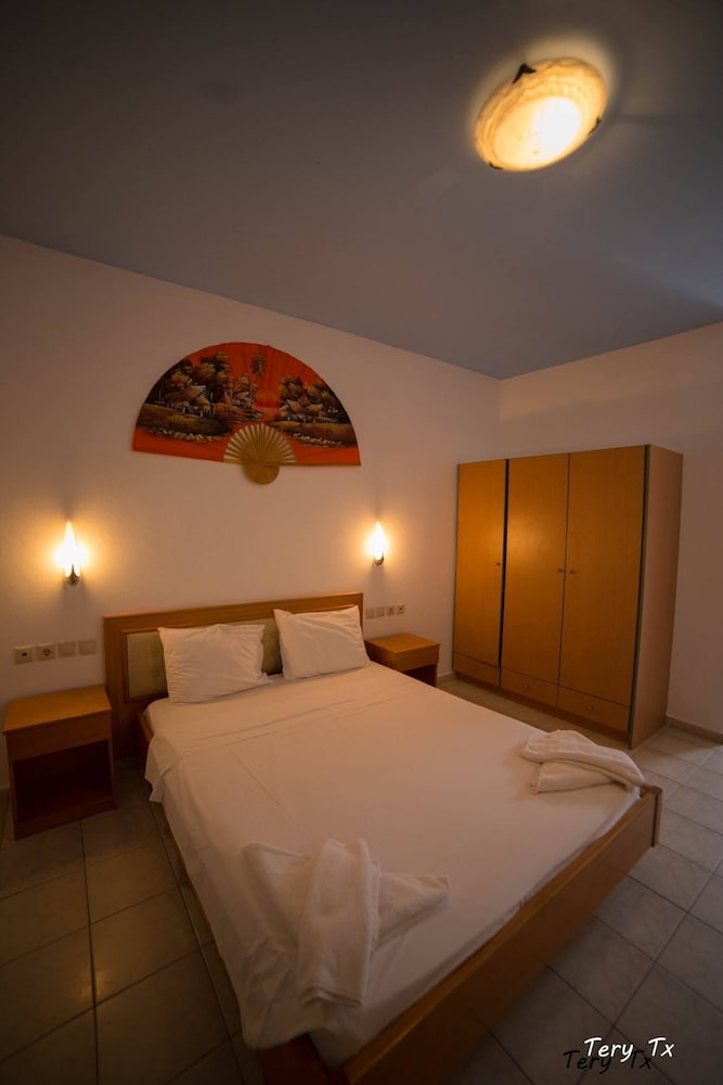 Фото Mary Sofi Residences by Estia