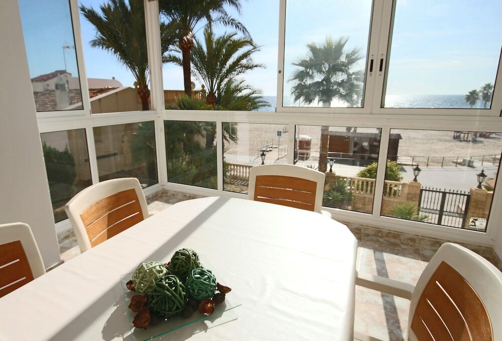 Фото Exclusive Luxury Frontline Apt. Amazing Views