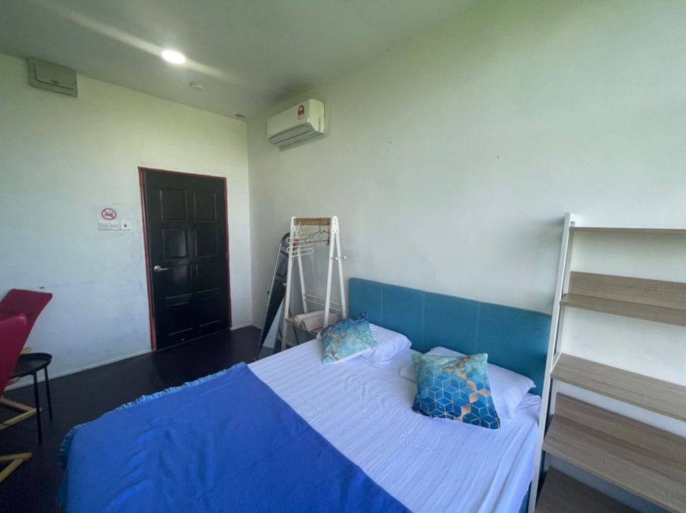 Фото Oyo Home 90370 D'tampi Homestay