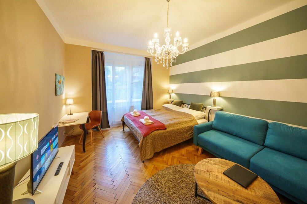 Фото Dlouhá Apartment with balcony