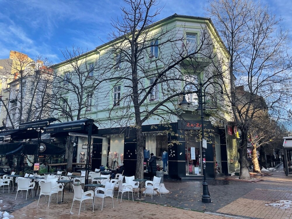 Фото отеля 1