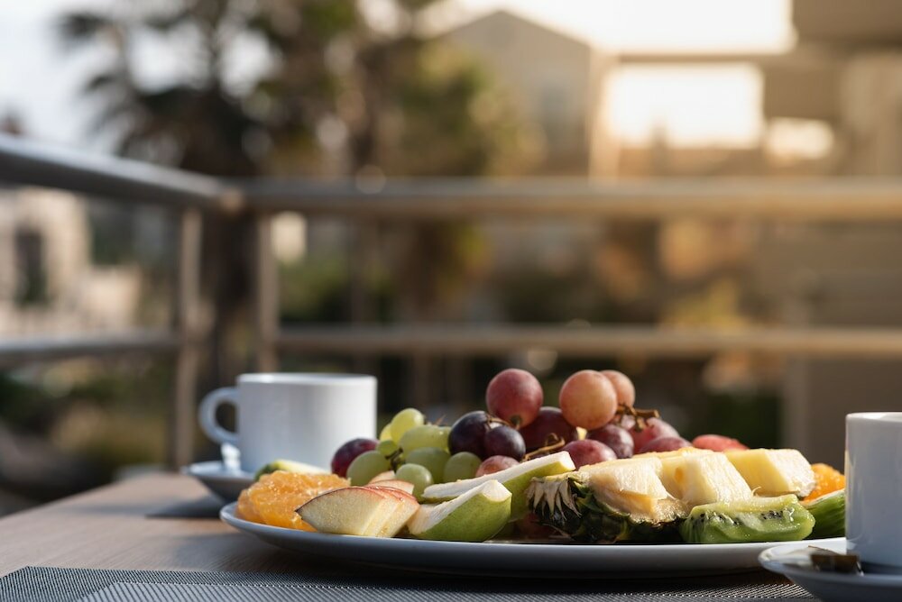 Фото Maleme Mare Beach Resort Hotel